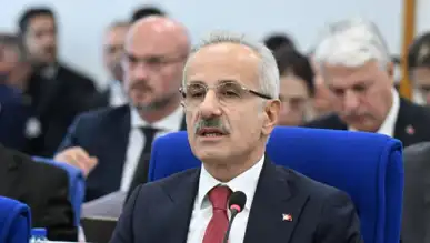 Bakan, Arama Motoru Algoritmalarını İzlediğini Açıkladı