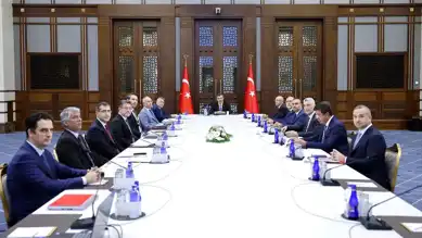 EKK Toplandı: Ekonomi Masada!
