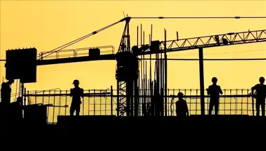 2025'in Gözde Meslekleri: Kamyon Şoförleri ve İnşaatçılar Önde!