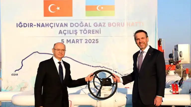 Bayraktar: Azerbaycan'la Enerji Bağları Güçleniyor